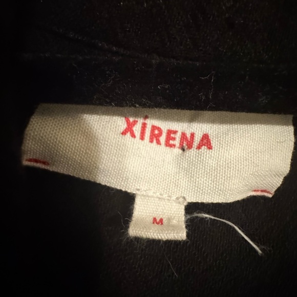 Xirena Classic Black Button-Up Shirt - Picture 5 of 8